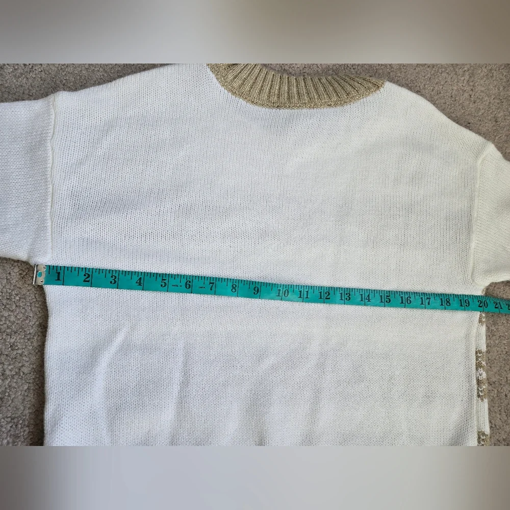 TOMMY HILFIGER Cream & Gold Snowflake Knit Sweater. Size Small - Picture 8 of 11